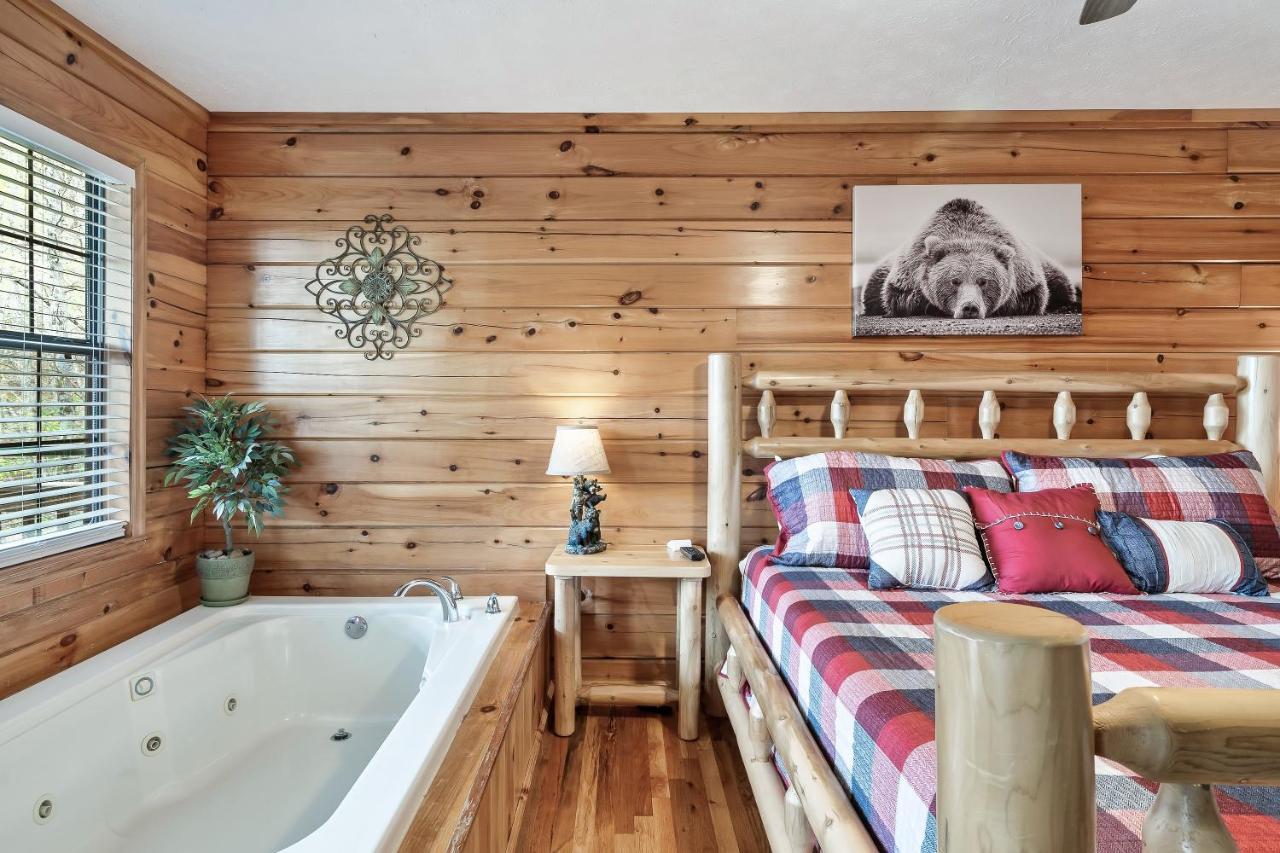 Lazy Bear Den Villa Sevierville Eksteriør billede